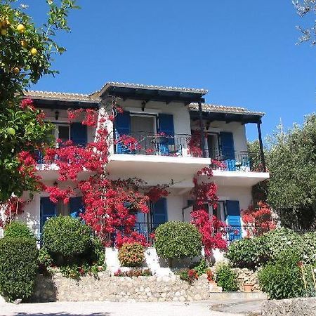 Villa Fiorita パレオカストリッツア エクステリア 写真